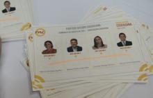 Fotografía de un papel publicitario del Partido Acción Ciudadana.